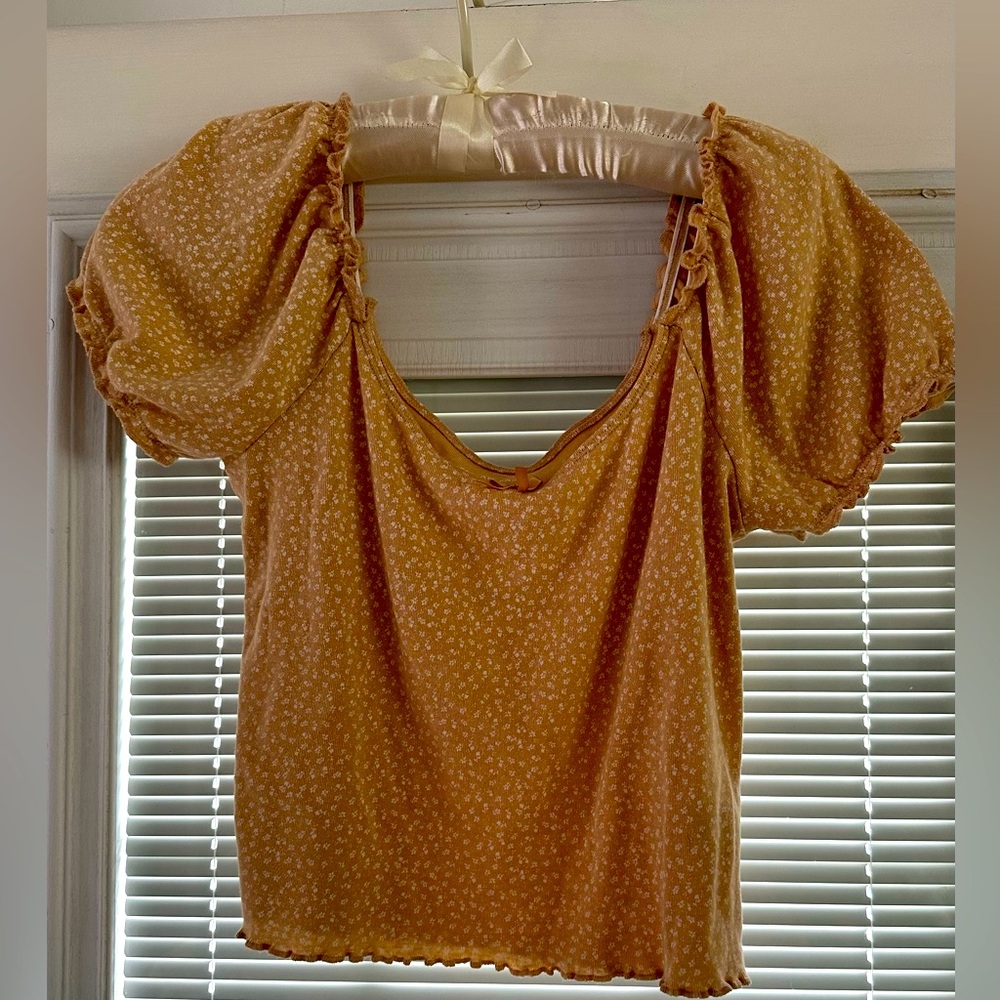 Crop top